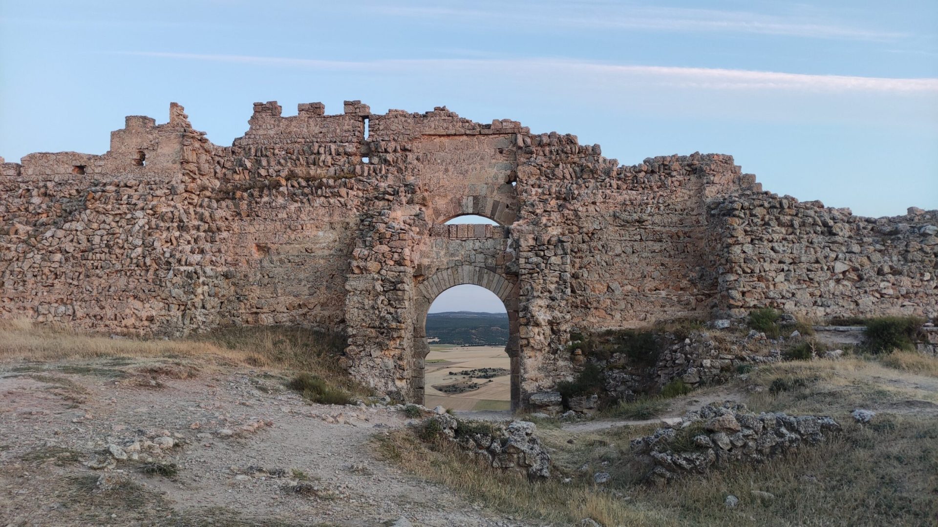 Puerta de arco de doble punto