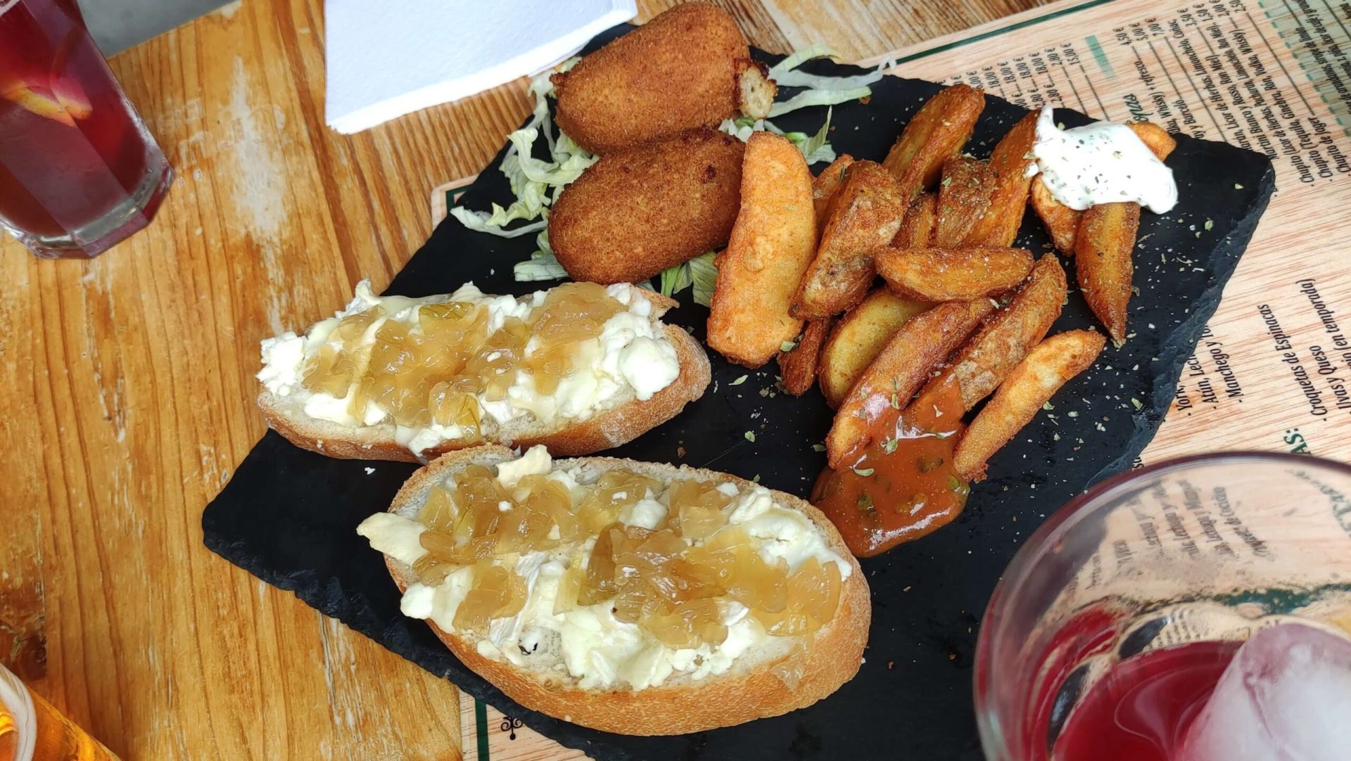 Variado de tapas