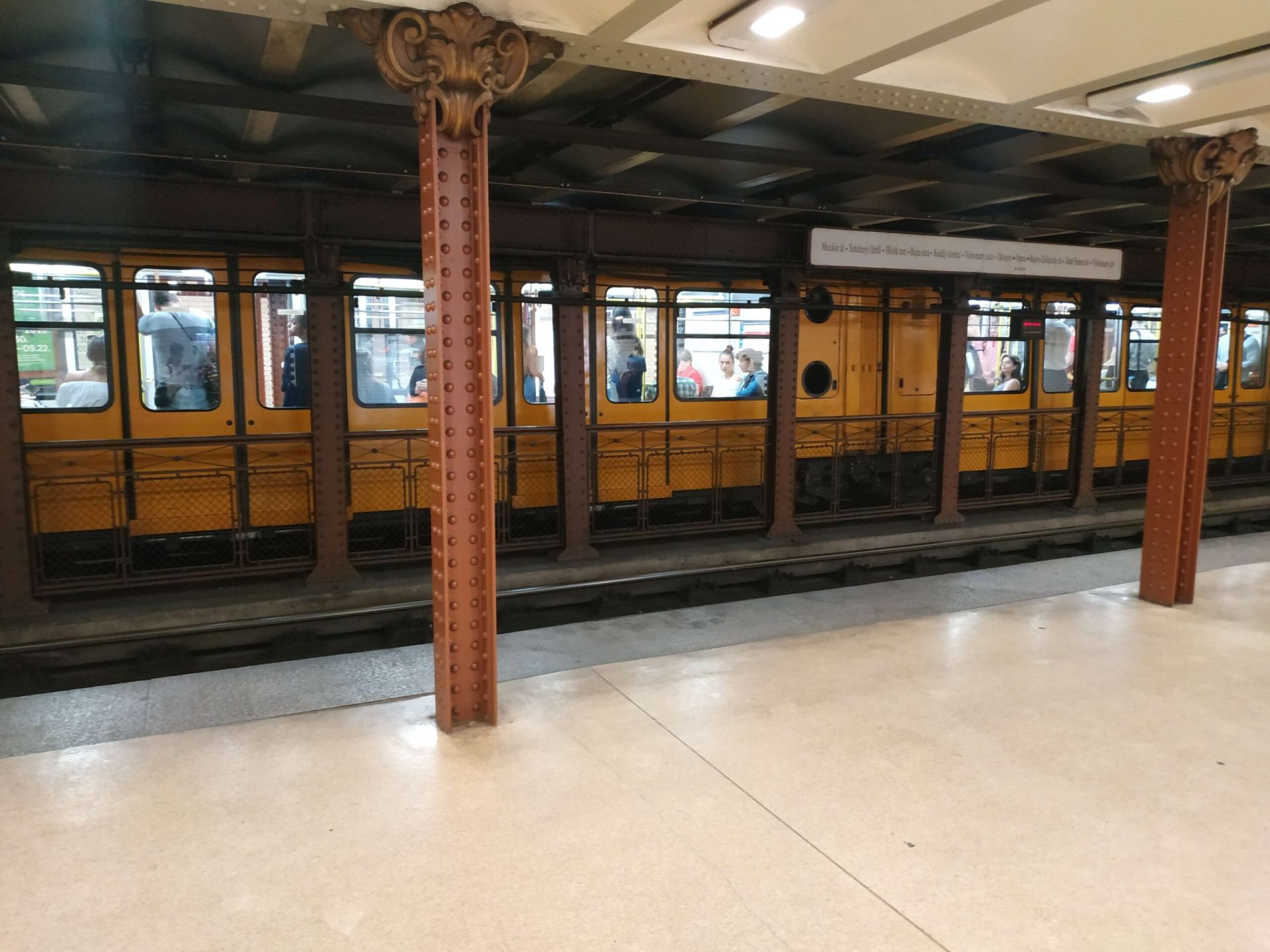 Metro de Budapest