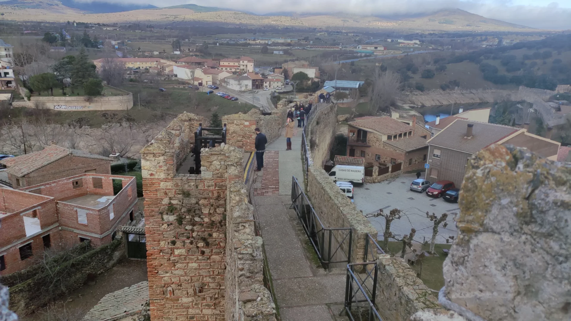 Murallas y vistas Buitrago