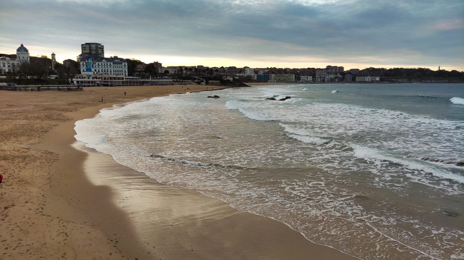 Playa del sardinero Santander