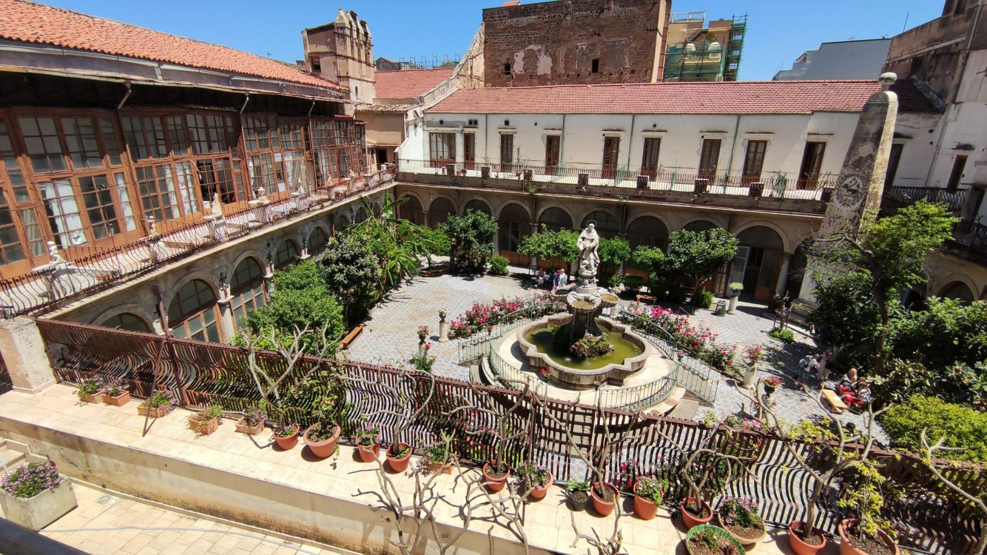 Claustro desde las Celdas