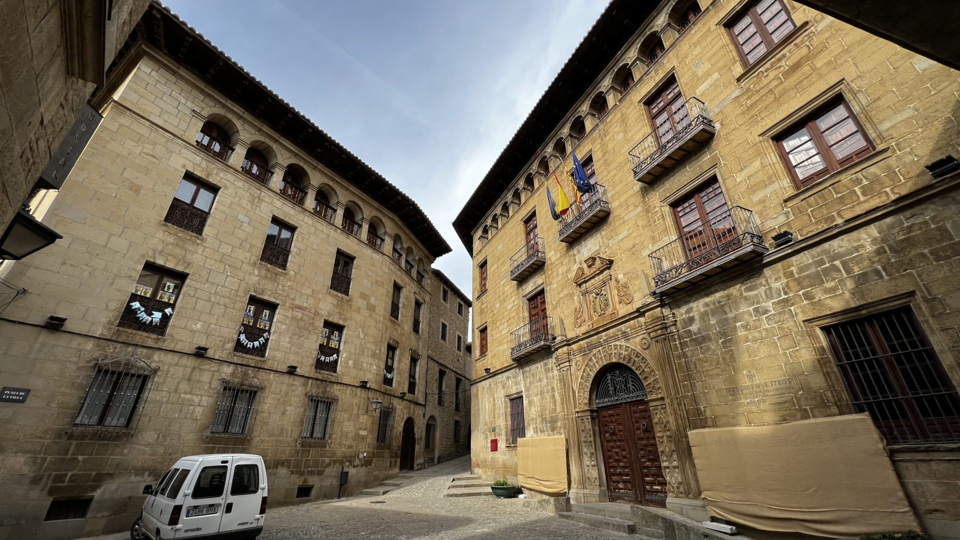 Plaza de la Villa, Sos del Rey