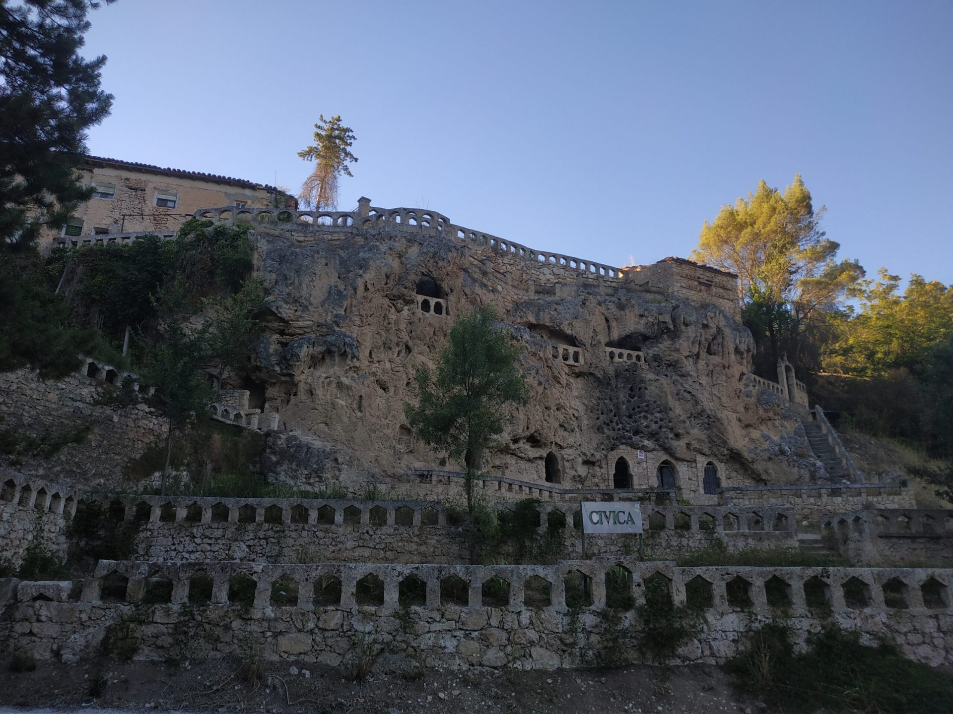 Cívica, Guadalajara