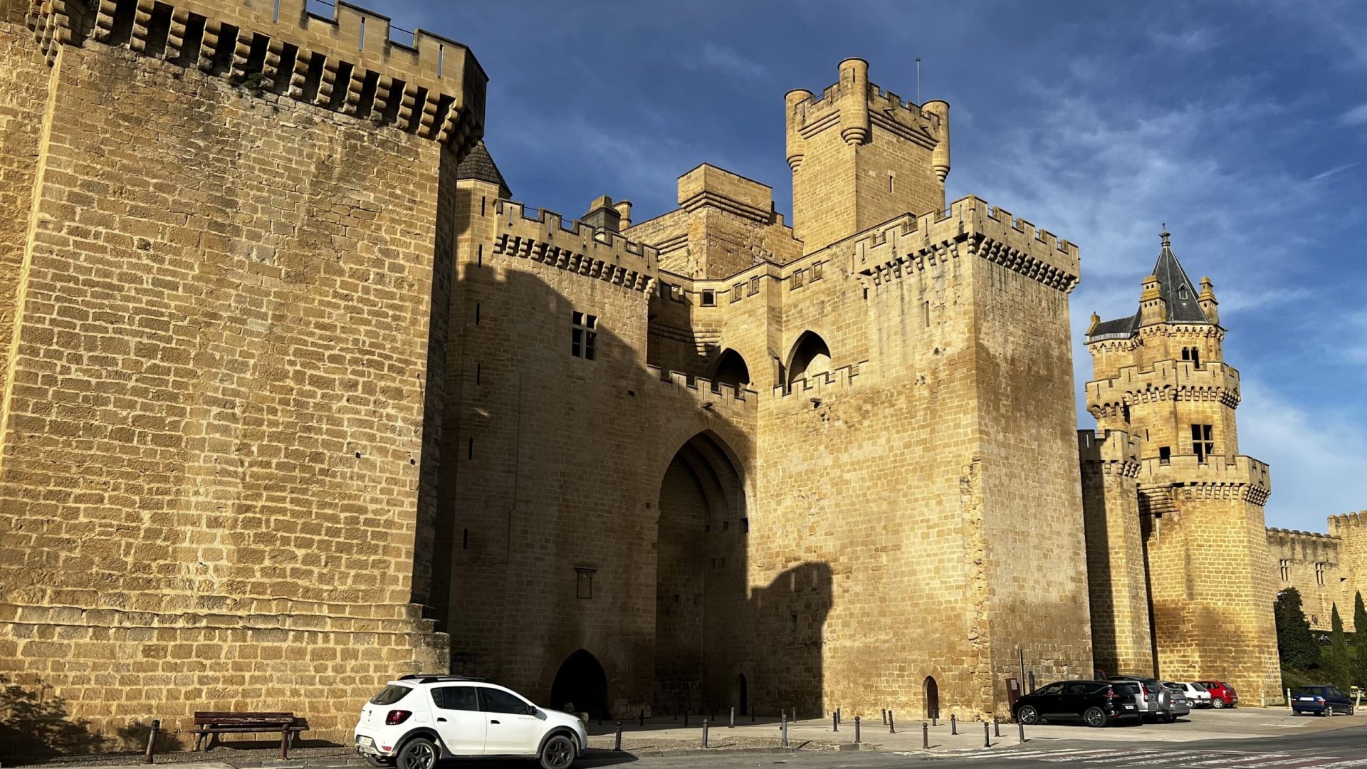 Exterior del Palacio Real de Olite