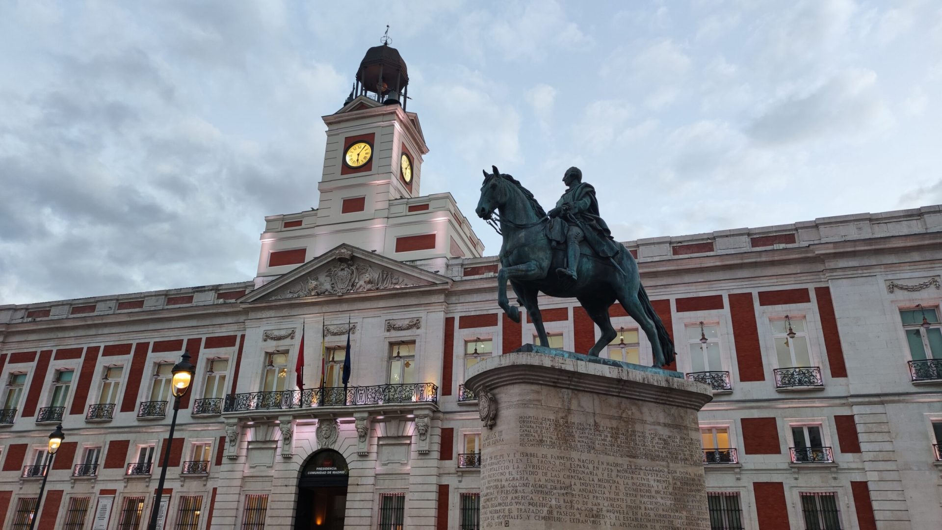 Puerta del Sol, Madrid