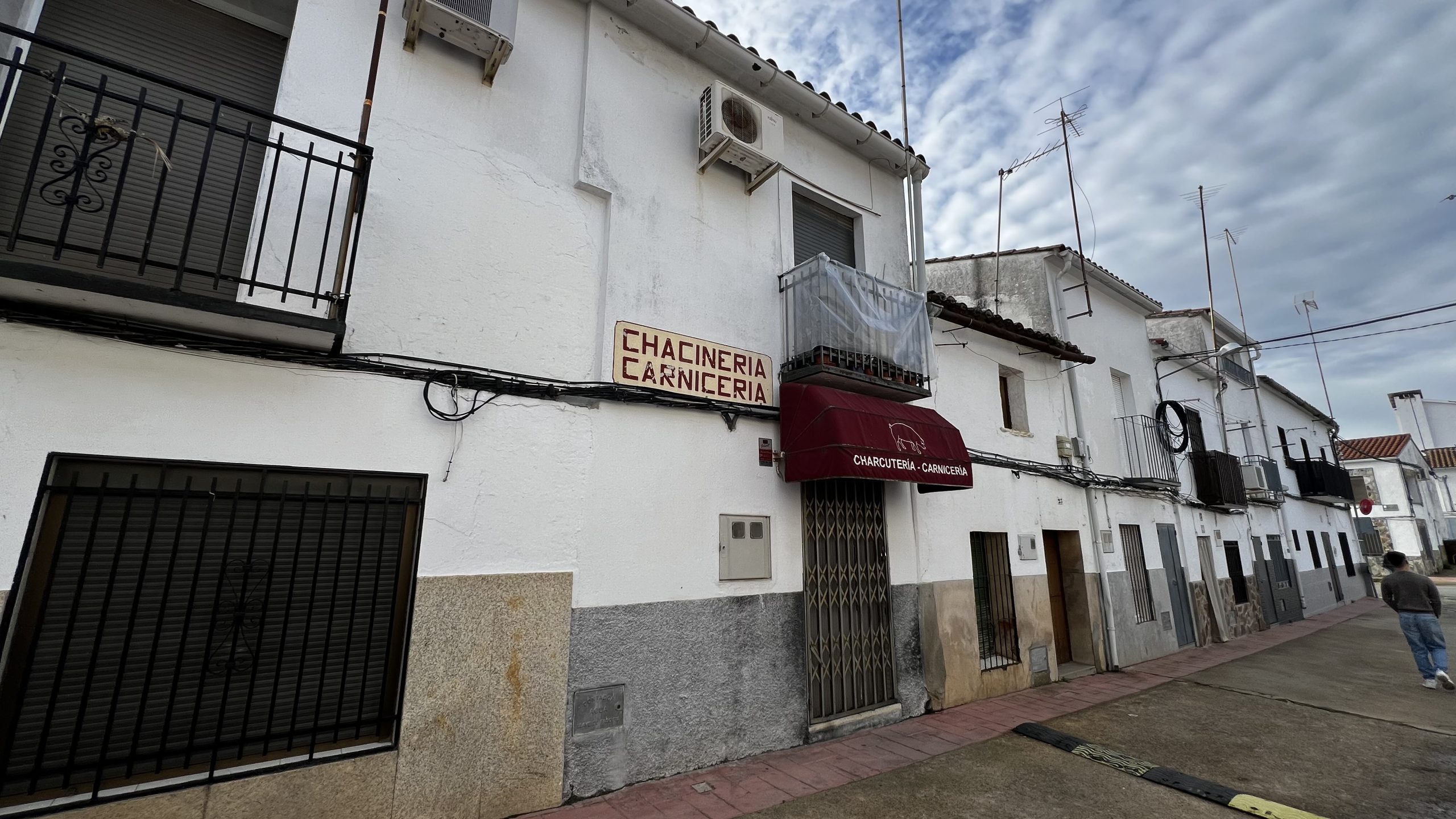 Serraillanu en las calles de Serradilla