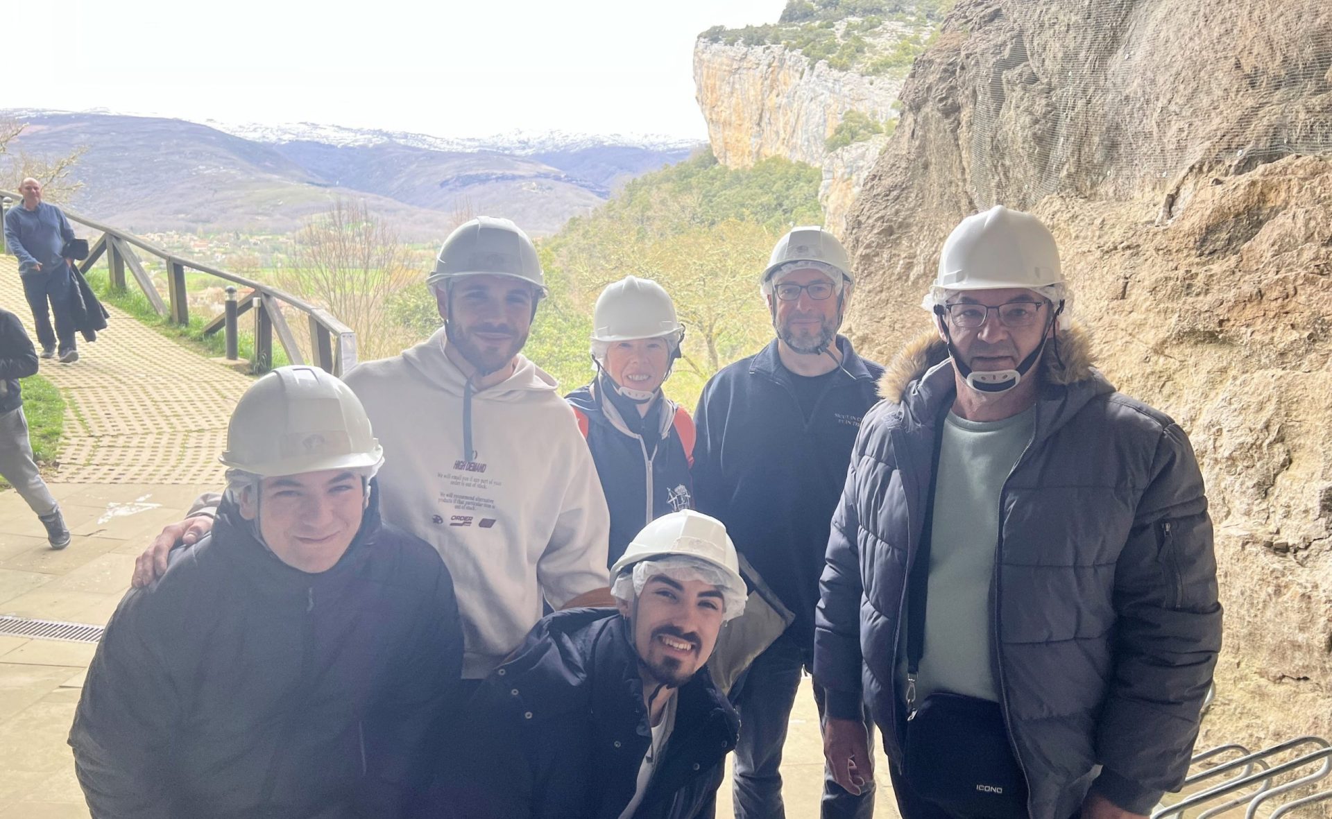 PlanDviajero en Cueva Ermita de San Bernabé.