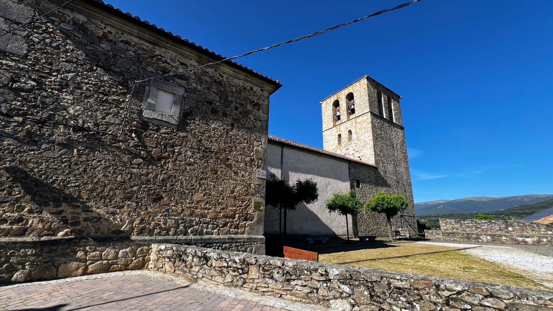 Iglesia de San Vicente, Braojos de la Sierra.