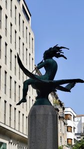 Monumento aos Héroes do Cómic de Ourense