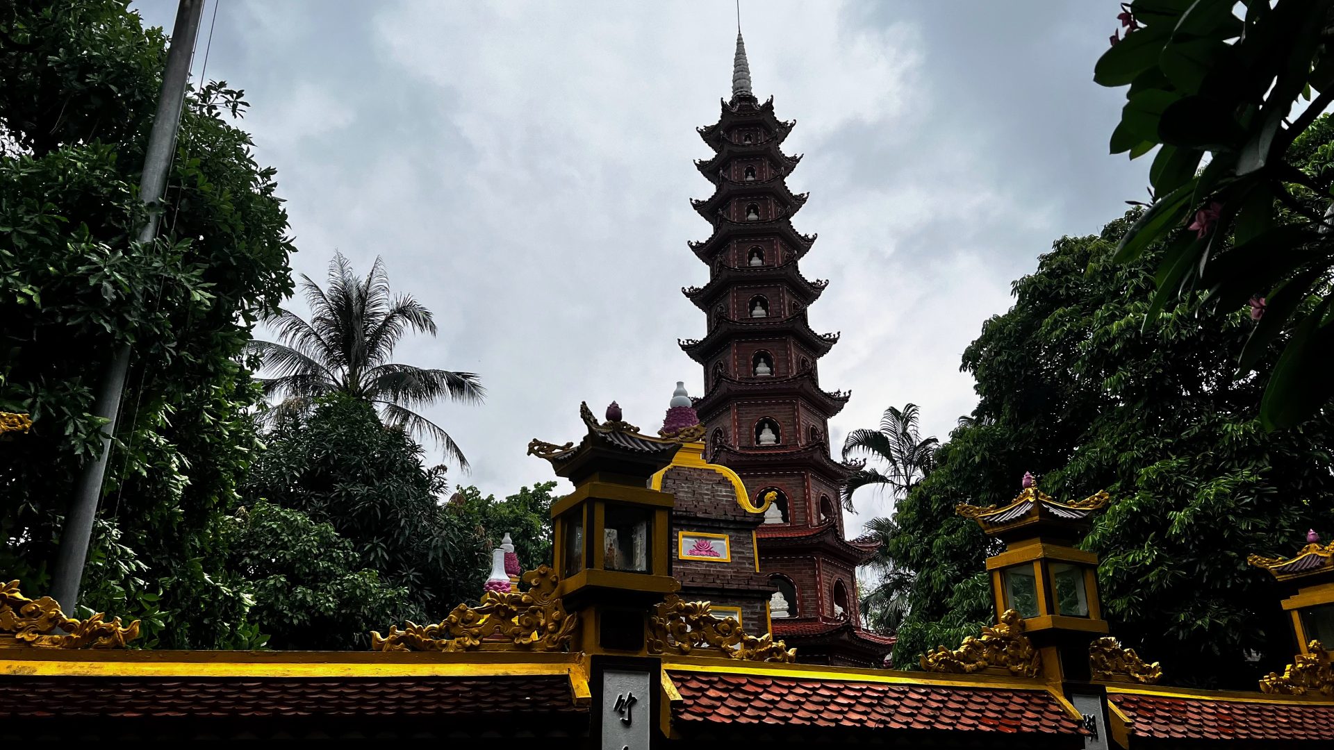 Pagoda de tran Quoc, Hanoi.