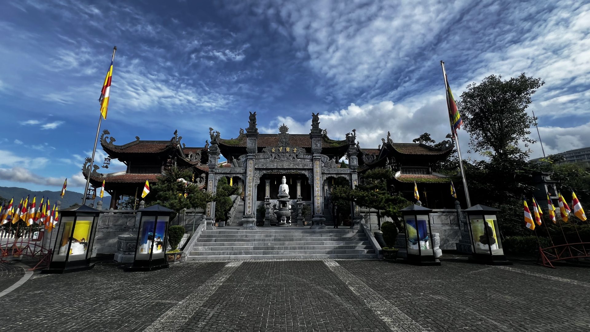 Templo Bao An Thien Tu - Chua Trinh, Fansipan, Vietnam