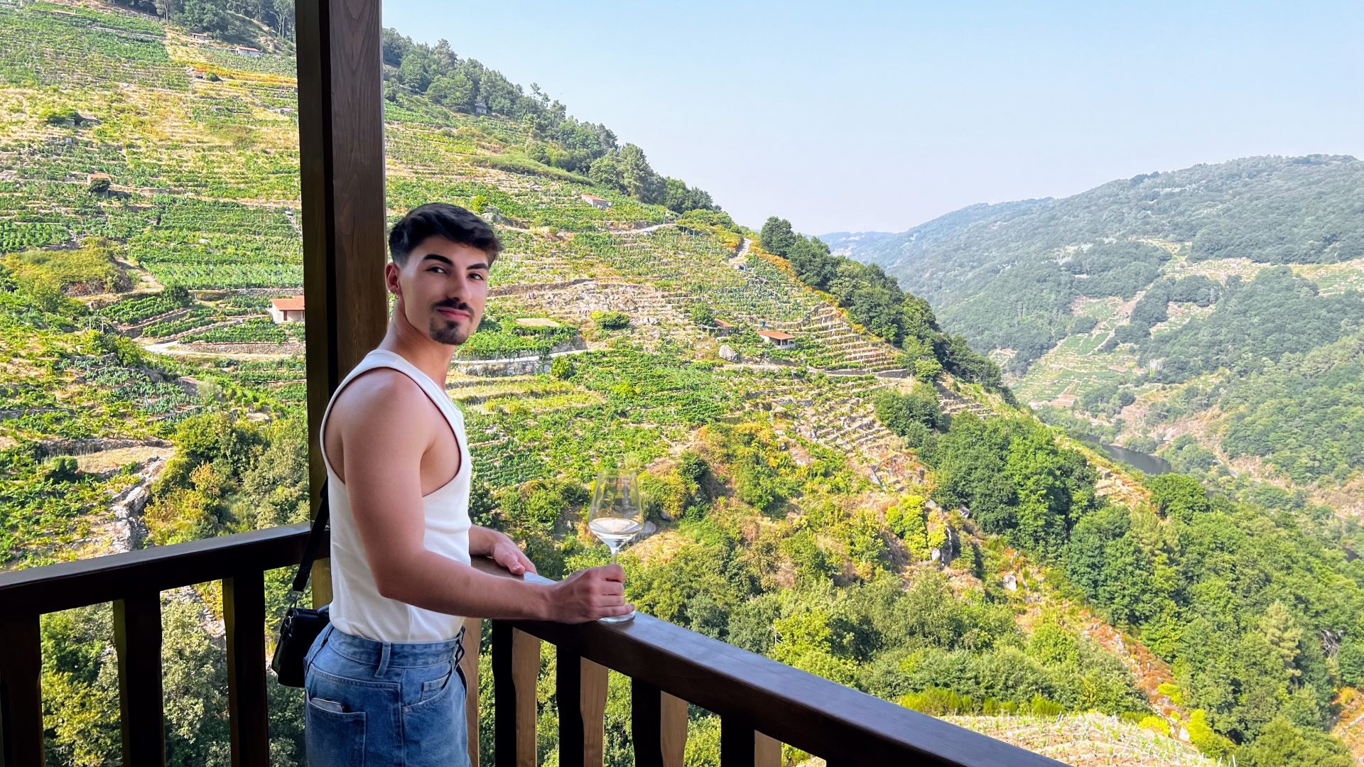 Terraza de la Bodega Vía Romana.