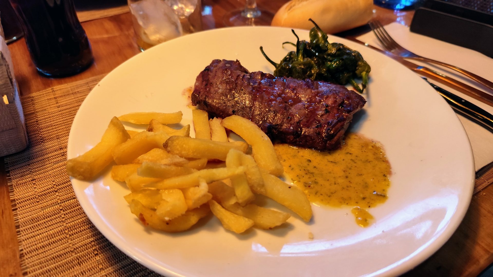 Entraña con patatas.