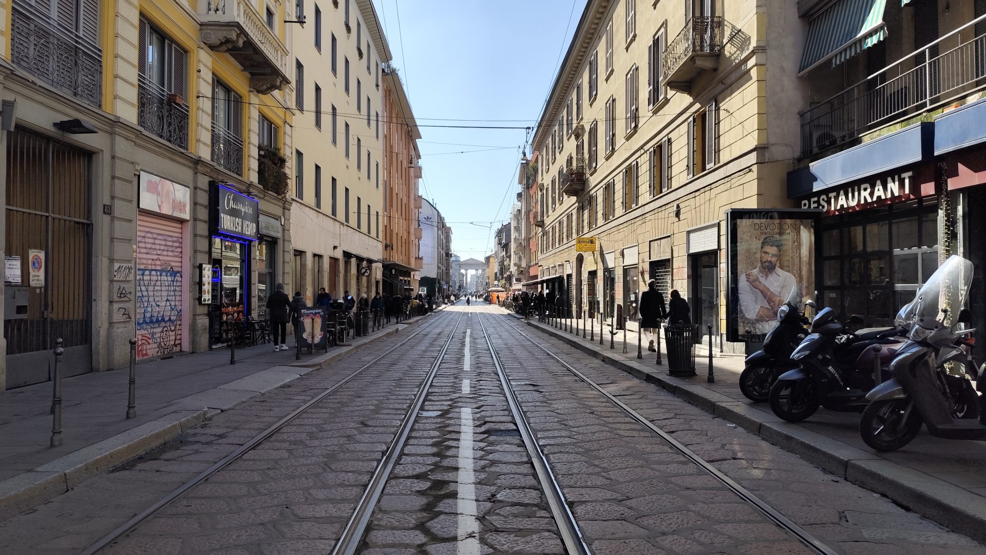 Corso di Porta Ticinese, Milán