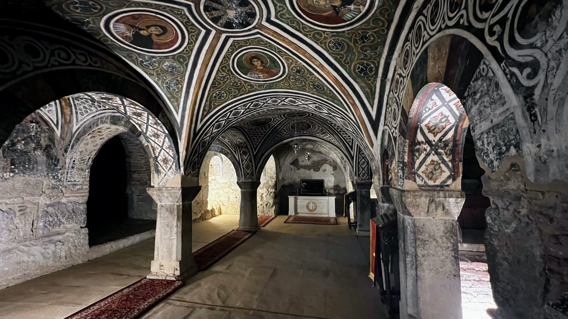 Cripta del monasterio de Osios Loukas.