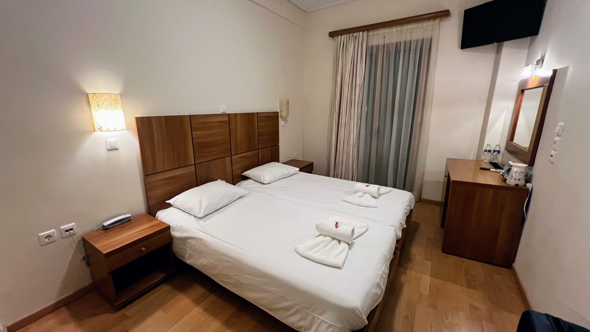 Habitación Tholos Hotel.