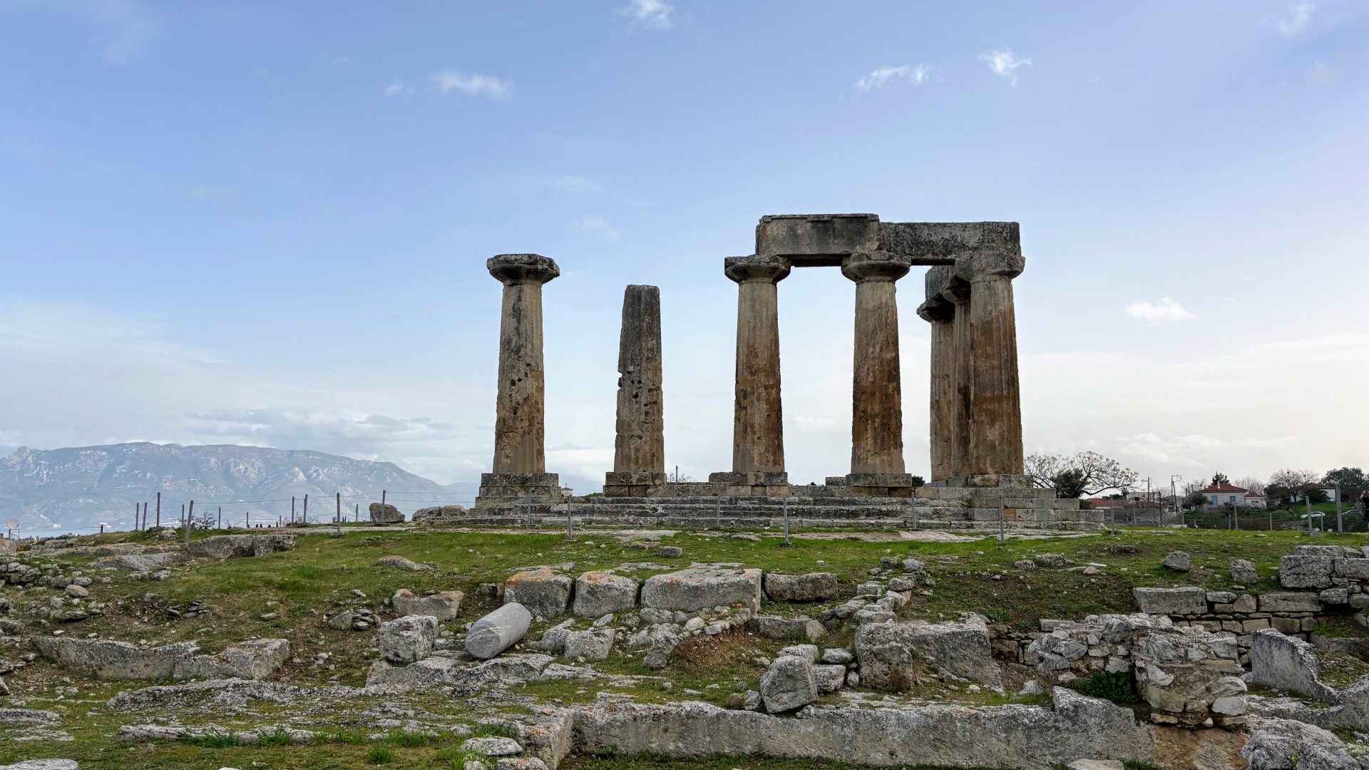 Templo de Apolo, Corinto.