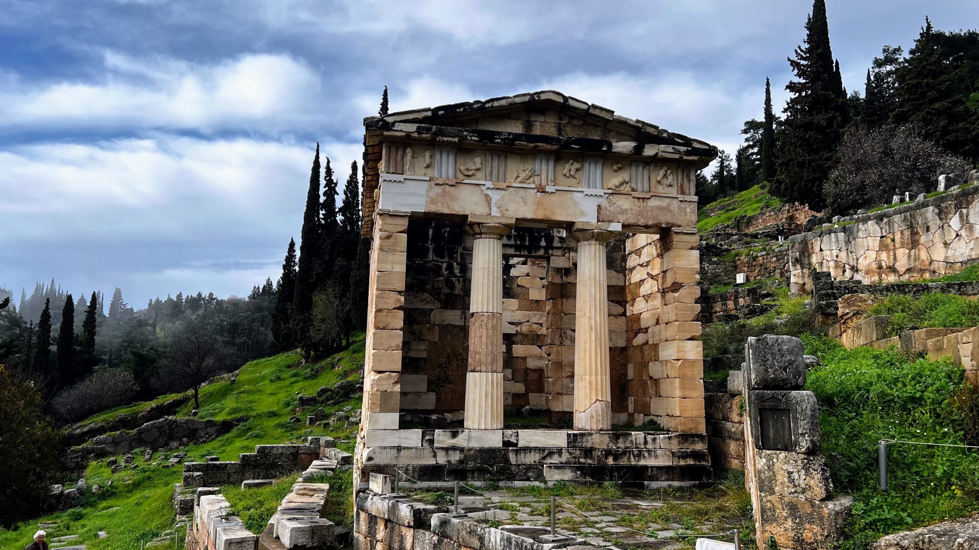 Tesoro de los Atenienses, Delfos.