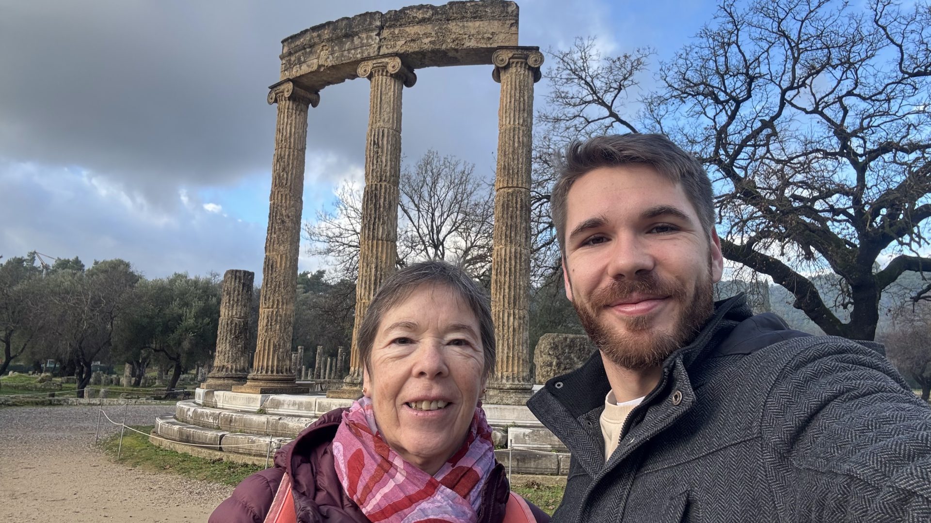 Regina y Aarón en Olimpia.