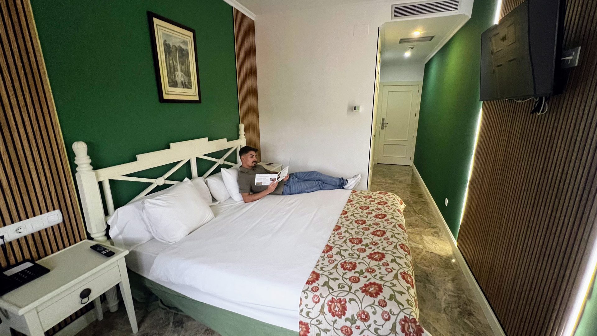 Álvaro en Hotel Cabañeros.
