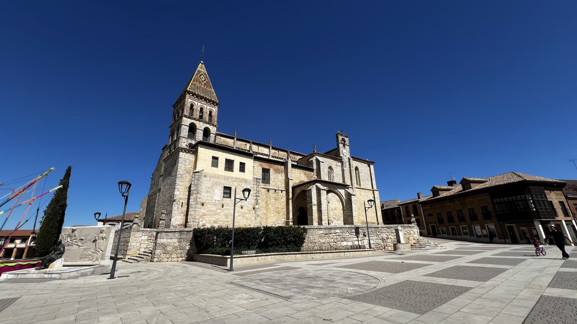 Iglesia de Santa Eulalia, Paredes de Nava.