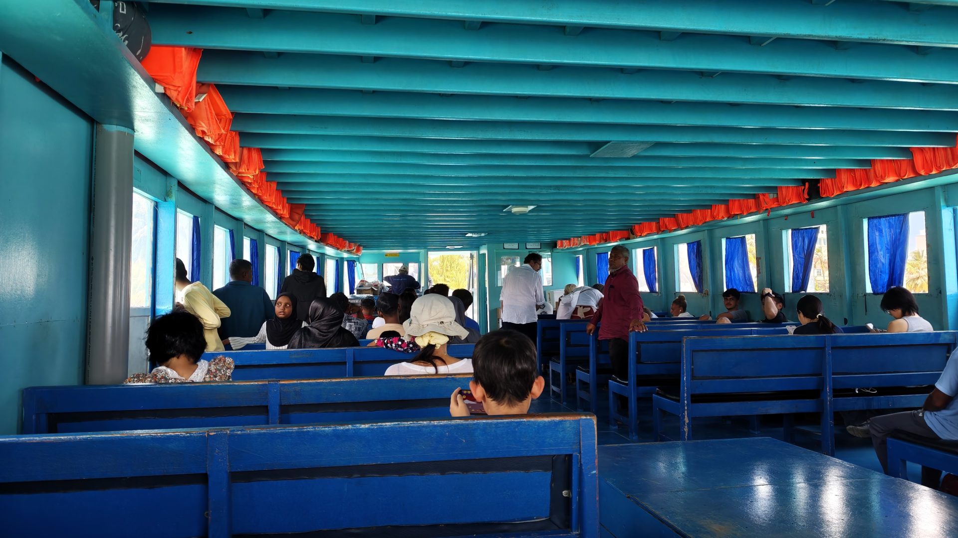 Ferry local de Maldivas.