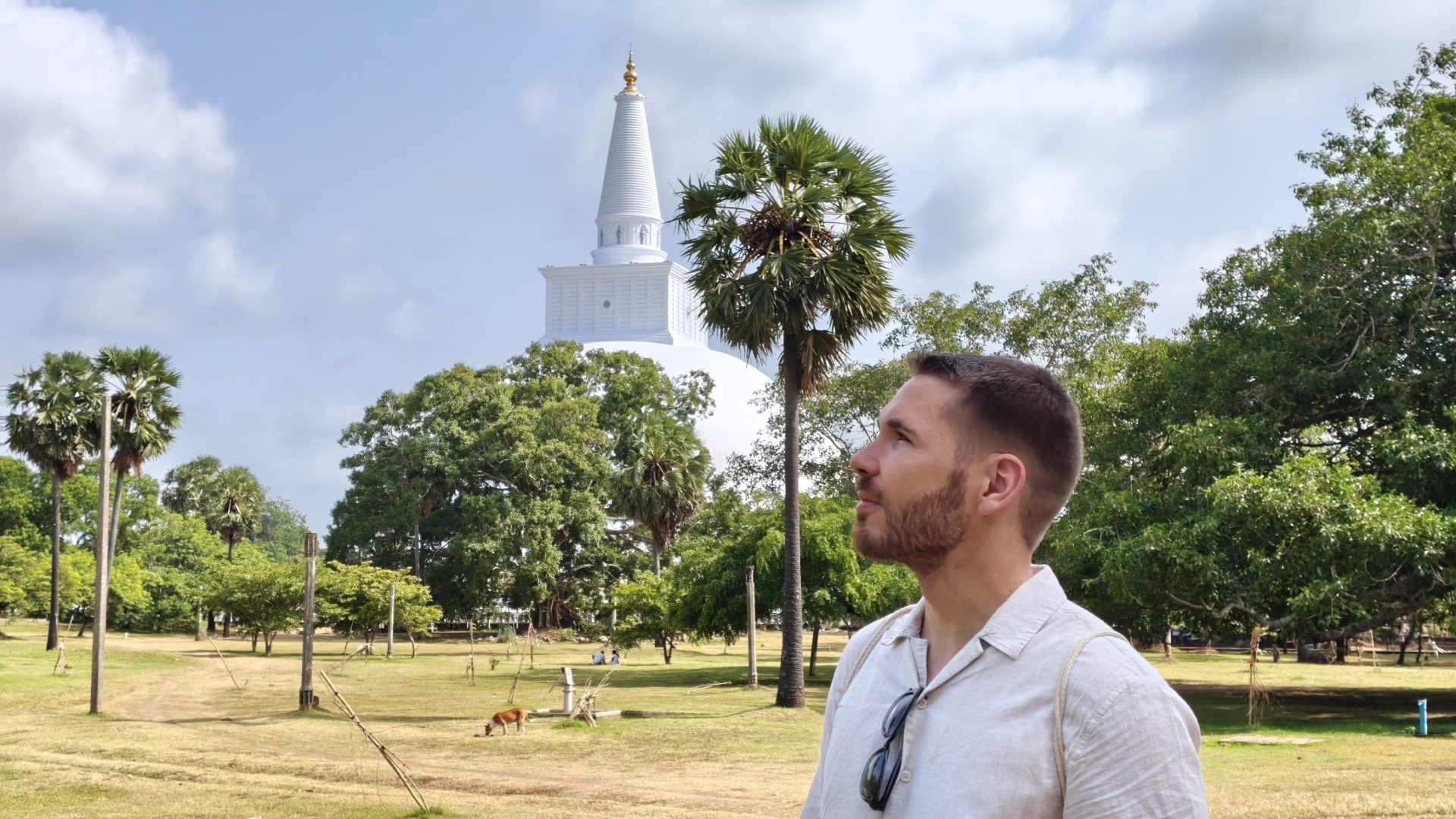 Ruwanweli Maha Seya, Sri Lanka.