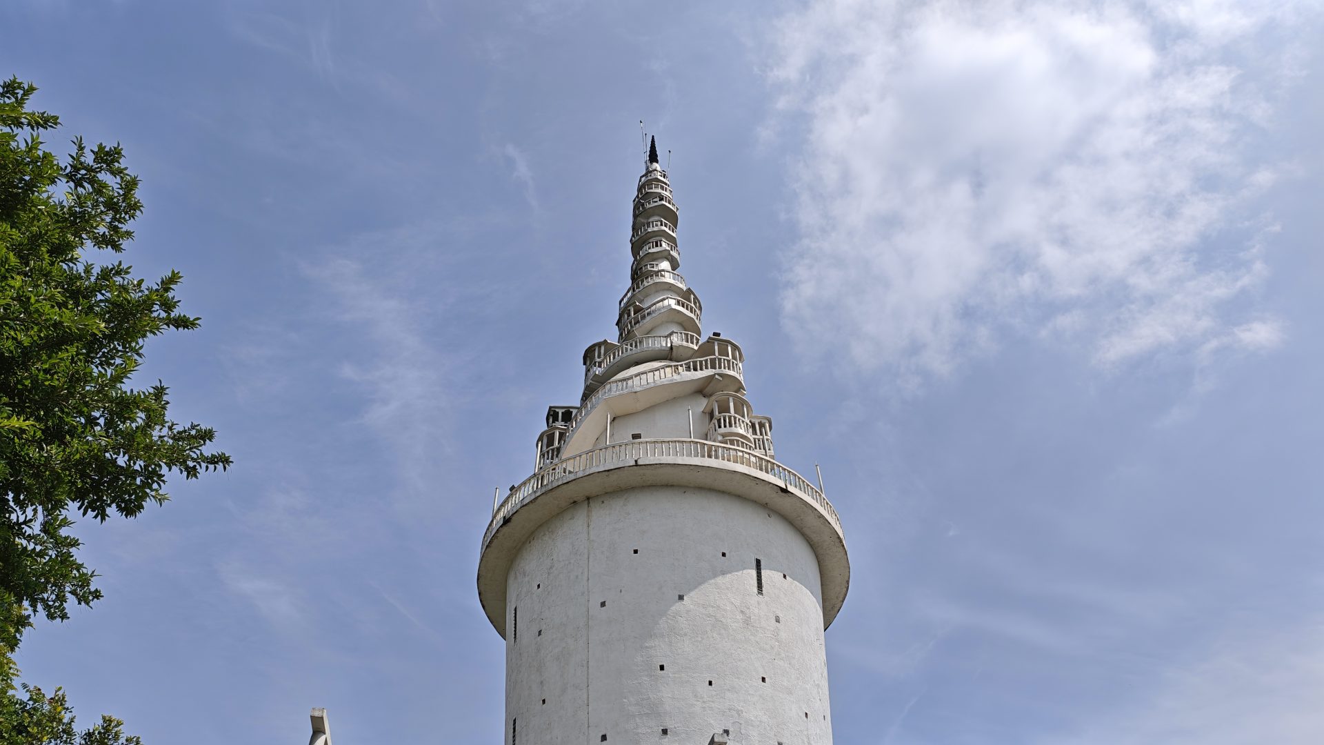 Ambuluwawa Tower, Sri Lanka